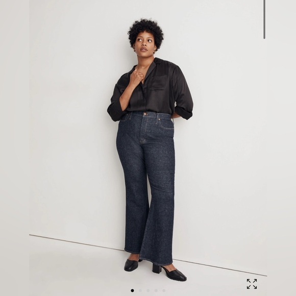 Madewell Women's Straight Leg Jeans - Dark Blue - Picture 3 of 14